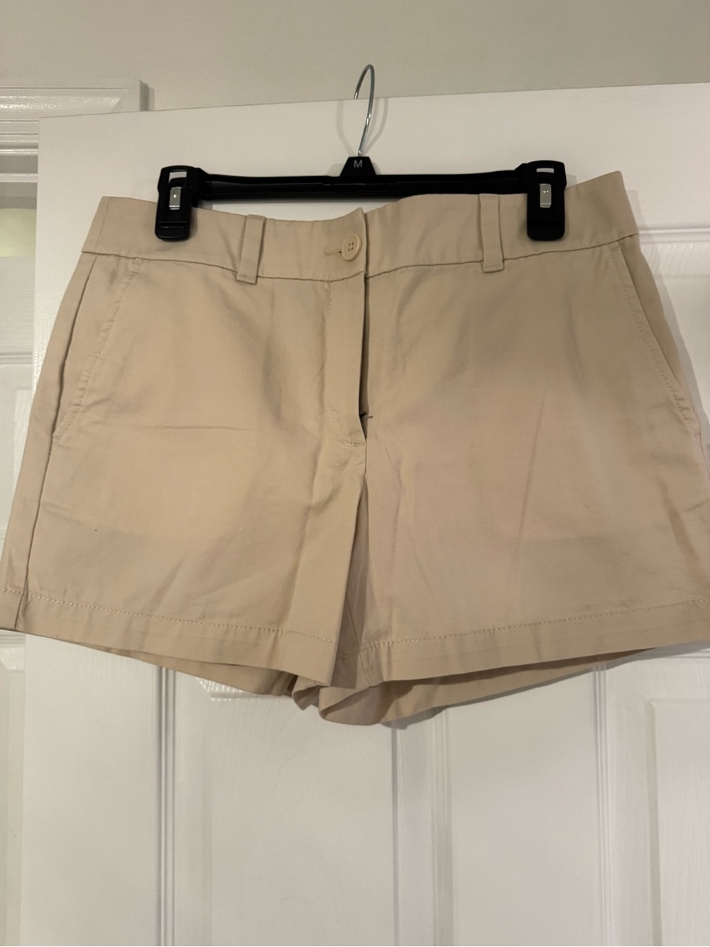LOFT Beige Tailored Bermuda Shorts size 6
